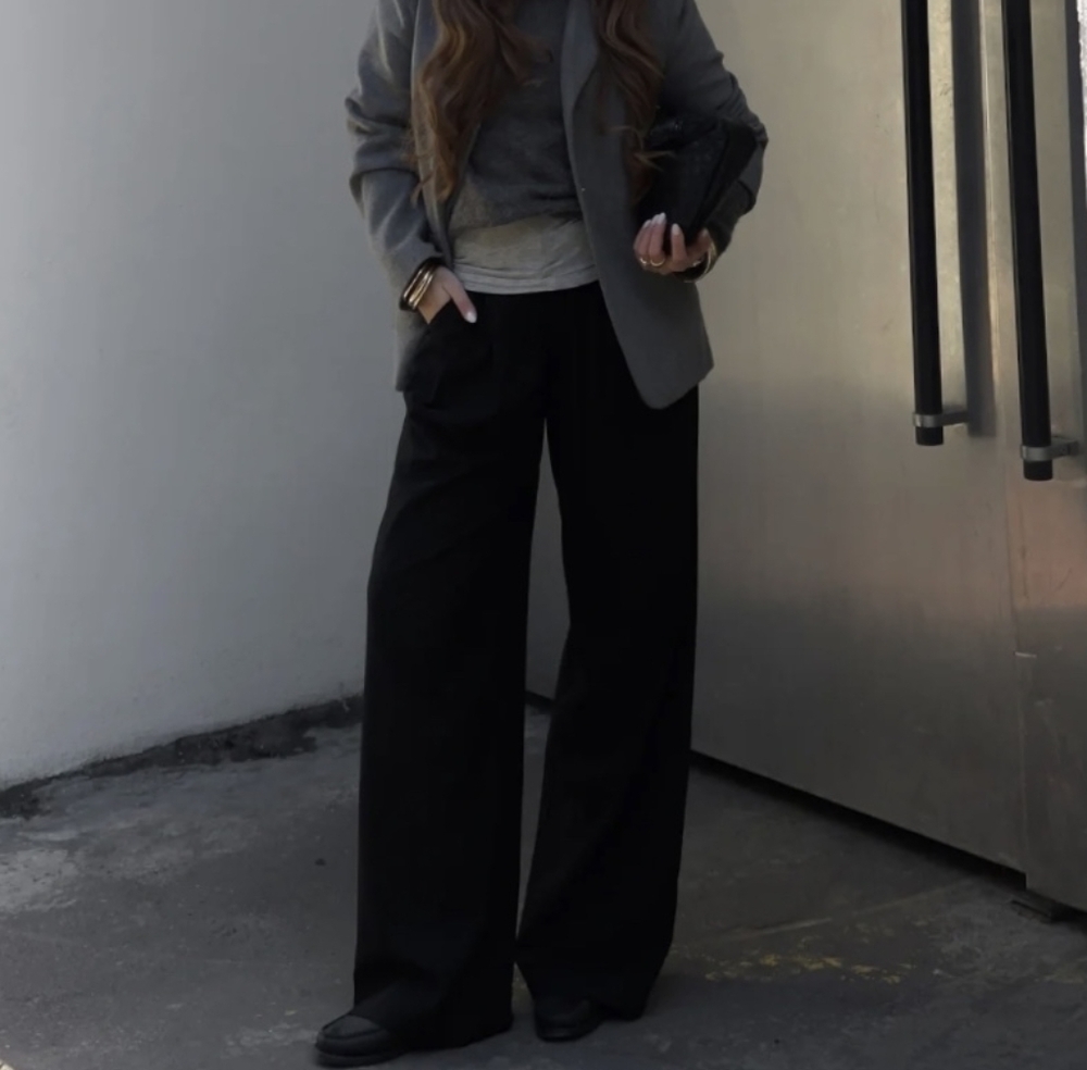 Reformation High Rise Slouchy Wide Leg Jeans - Picture 7 of 10